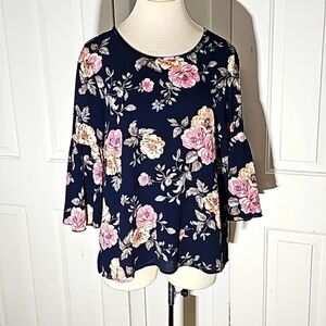 PROFILE ,women's blouse. Navy blue with floral design.‎ Fairycore. Ruffle…